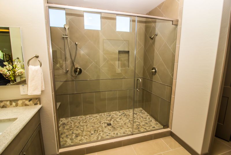 Minimalist Shower Enclosures